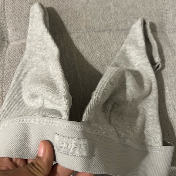 SKIMS Light Gray Ribbed Bralette - Picture 2 of 4